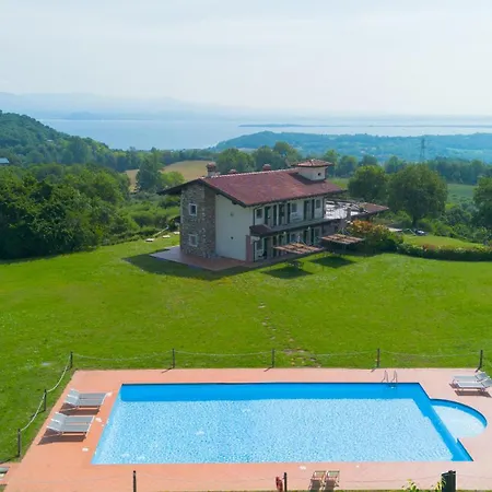 Fantastic View And Pool, Primo Sole 公寓 *
